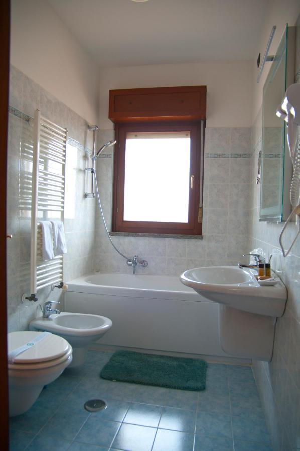 B&Byanet'S Beautiful House Civitavecchia Ngoại thất bức ảnh