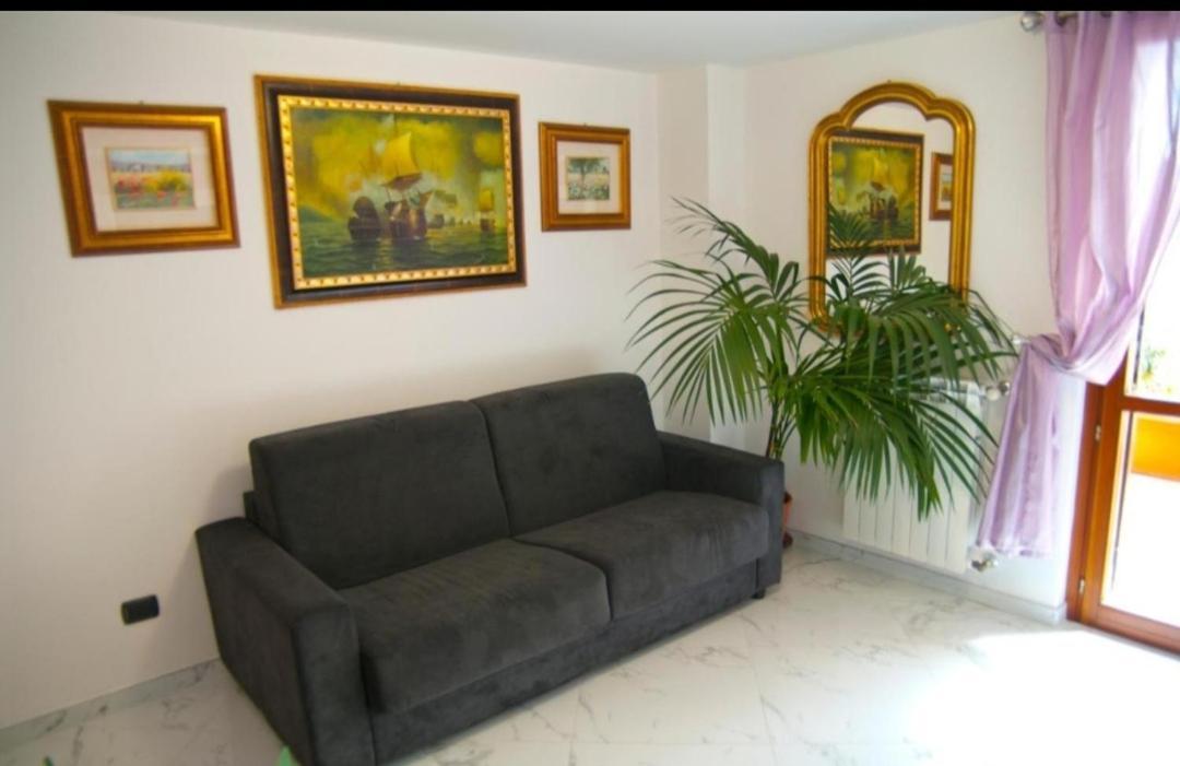 B&Byanet'S Beautiful House Civitavecchia Ngoại thất bức ảnh